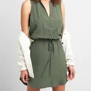 Large Gap olive green dress